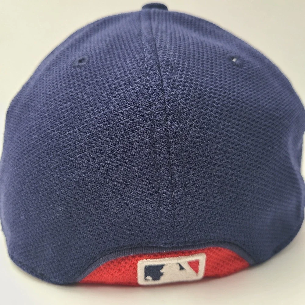 New Era tag says